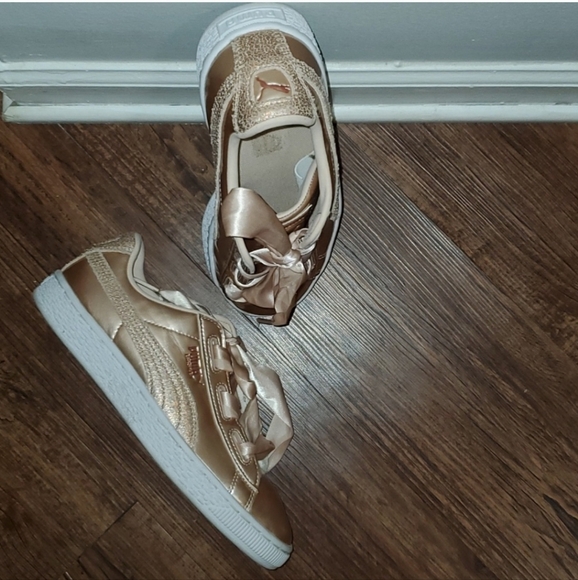 Puma Basket Heart Lunar Lux Big Girls Athletic Shoe Sneakers Size 5c - Picture 4 of 8